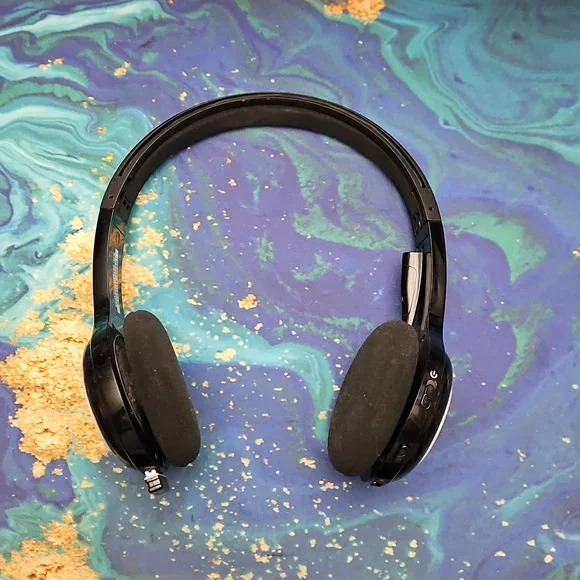 Logitech Wireless Headset - Picture 1 of 4